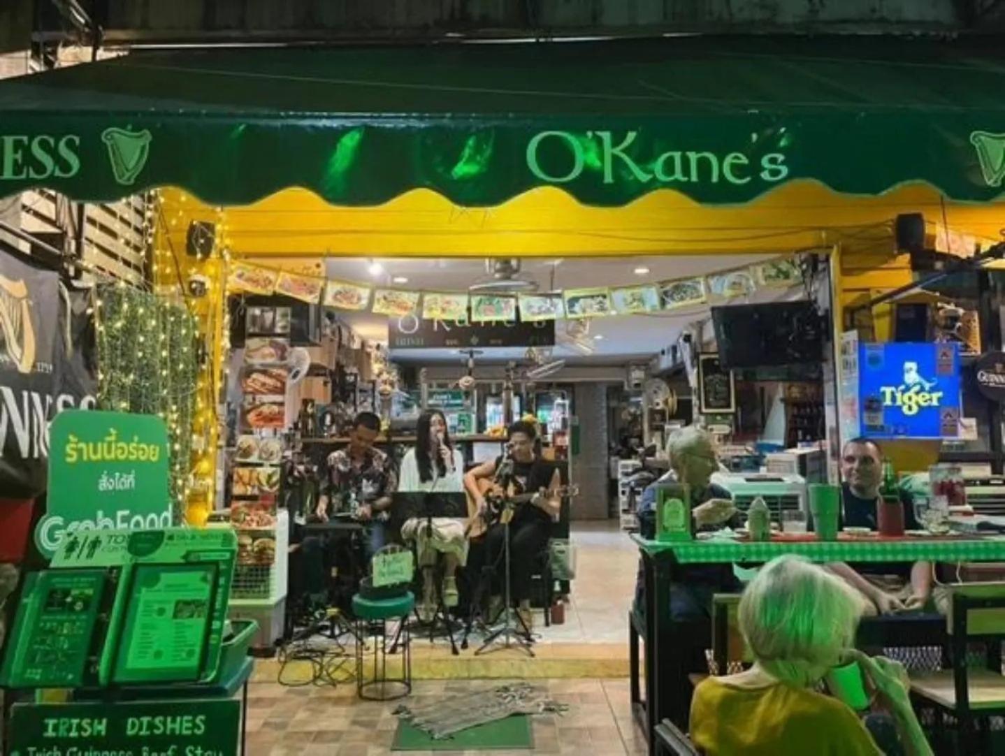 O'Kane'S Pub And Hostel เชียงราย ภายนอก รูปภาพ